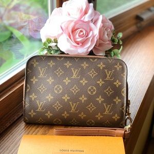 Louis Vuitton Orsay Clutch